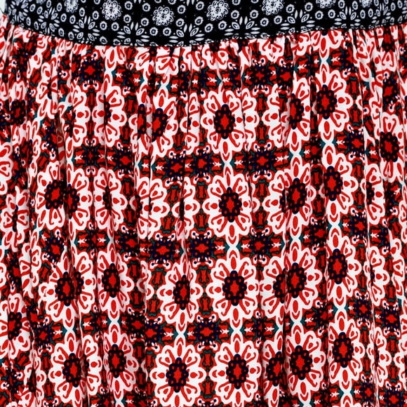 Lulus Navy Blue and Red Floral Print Dress NWT - Picture 2 of 10